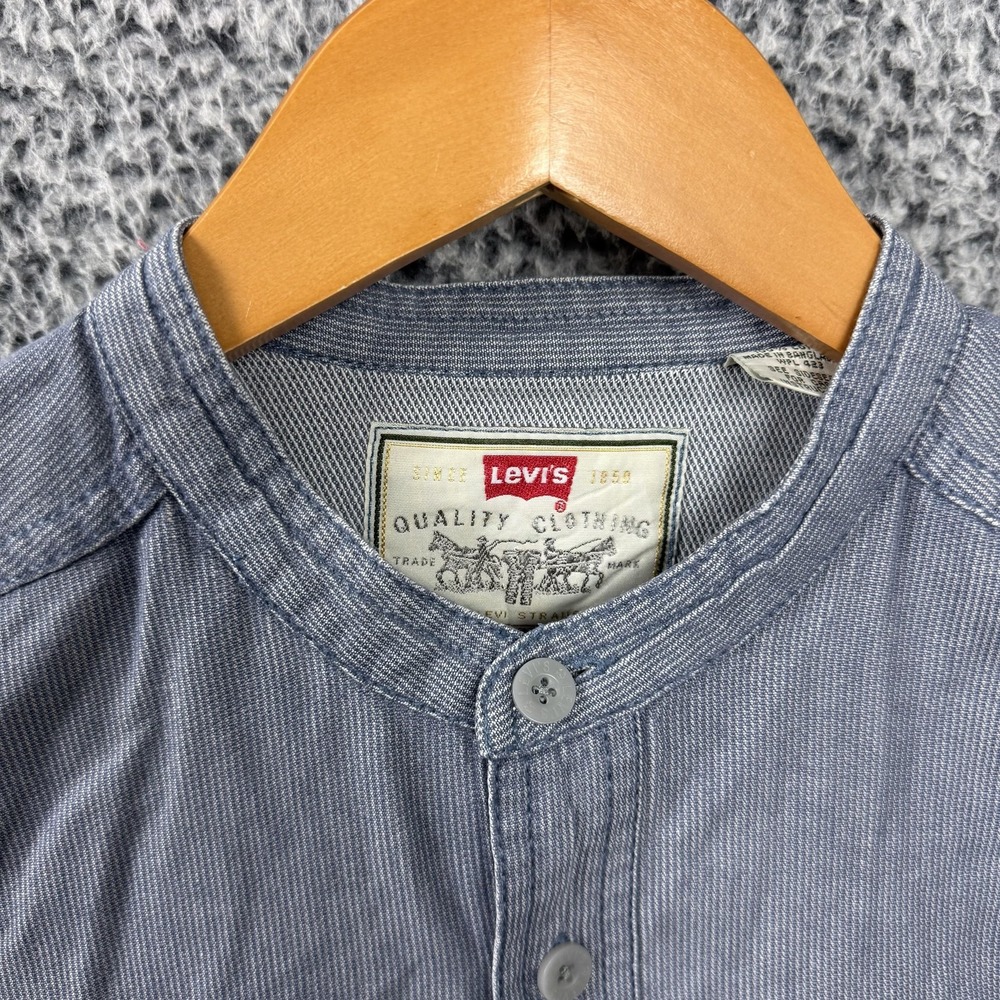 Vintage Levis Shirt Mens Medium Blue Grandpa Grandfather Band Collar Button Up - Picture 5 of 15